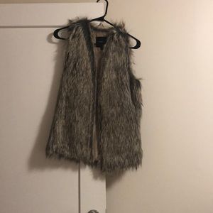 Comfortable faux fur vest